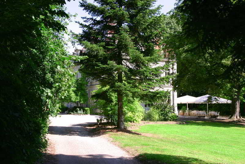 Château de La Dame Blanche - Logis Geneuille Exterior foto